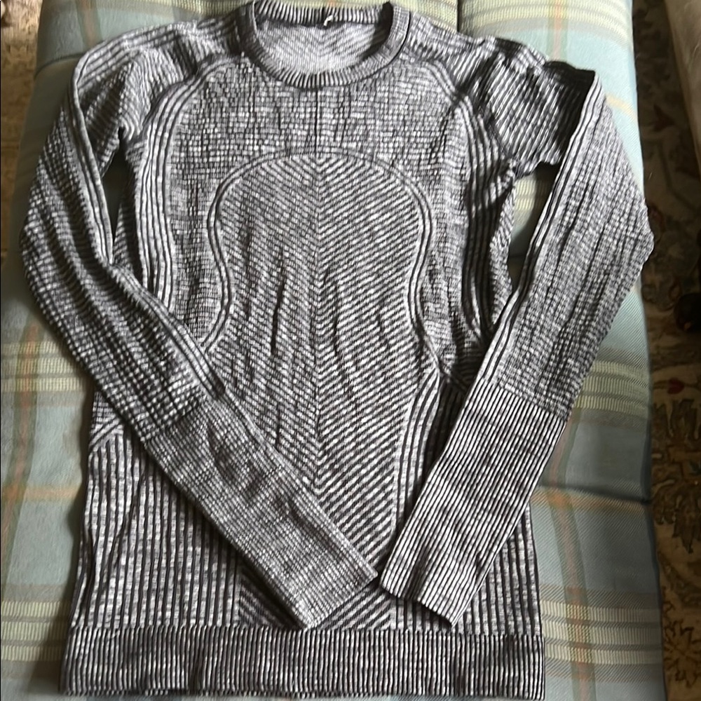 Lululemon Athletica Gray Sweatshirt